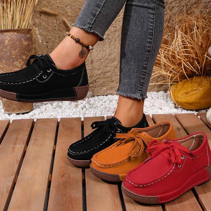 Lässige Damen-Mokassins mit erhöhter Plateausohle und Schnürung