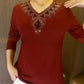 Ideales Geschenk - Hochwertiges Winter-T-Shirt aus Kunstvelours mit Strasssteinen, warm und modisch.