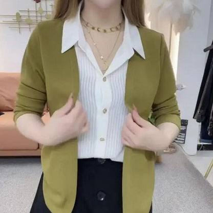 🎁[Perfektes Geschenk] Zweiteiliges Damen-Strickshirt aus Kunststrick – Eleganz und Komfort in einem